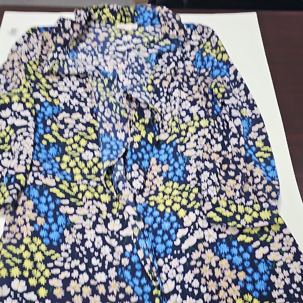 Riley & Rae Vibrant Floral Crop Top